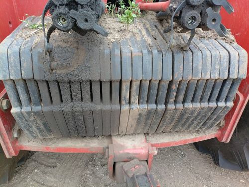 Case IH suitcase weights for 9000 series