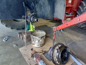 Case IH 9380, Case IH 9100 Series, Case IH Parts, Case IH Axle Seal, Case IH 9380 Axle Seal, 90-5988T1, 90-8098T1, Case IH Planetary, Axle Spanner Wrench, 4WD Tractor Parts