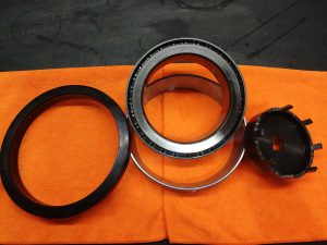 Case IH 9380 axle seal 90-5988T1, inner bearing hub 90-8098T1 and axle spanner wrench