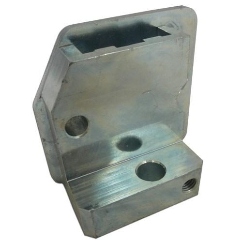 Chain Guide Right Hand 20 Inch Spacing